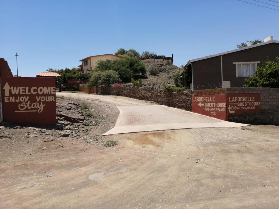 Larochelle Guesthouse Keetmanshoop Exterior photo