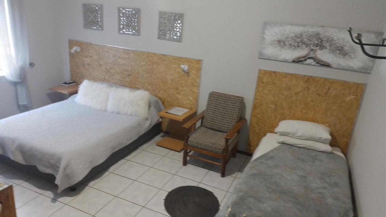 Larochelle Guesthouse Keetmanshoop Room photo